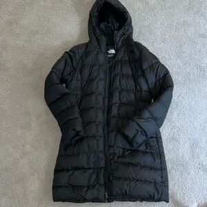 North face women’s small black zip up. Hits above the knees - good condition
